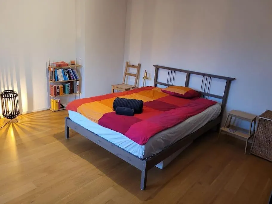Cosy & Central, Lovely Terrace Over River & Park Zúrich Suiza
